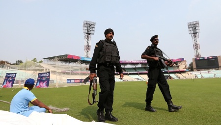 KOLKATA, INDIA - MARCH 13: Heavy security presence during a Pakistan training session at Eden Gardens on March 13, 2016 in Kolkata, India. (Photo by Jan Kruger-IDI/IDI via Getty Images)